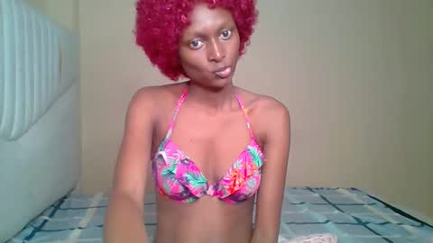 Snapshot of talisha_smiley chatting on 02/22/26, 05:30 talisha smiles online show from 02/22/26, 05:30