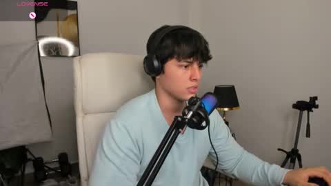 thomas online show from 03/11/25, 12:44