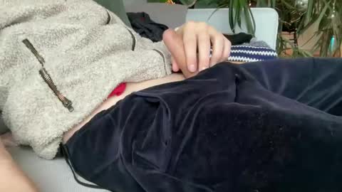 Snapshot of talkinjazz chatting on 12/29/24, 02:52 talkinjazz online show from 12/29/24, 02:52