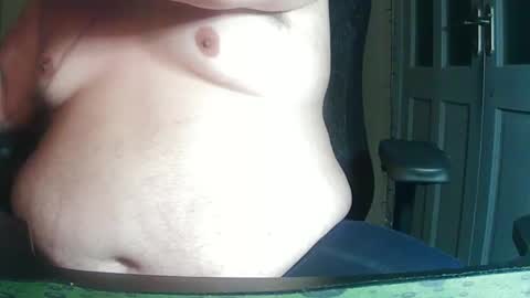 Snapshot of tallandbtm chatting on 12/22/24, 12:50 tallandbtm online show from 12/22/24, 12:50