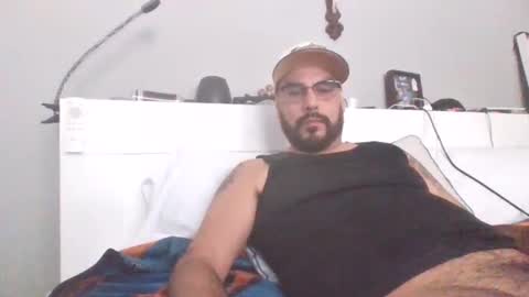 Snapshot of talllatino310 chatting on 11/10/25, 05:34 talllatino310 online show from 11/10/25, 05:34