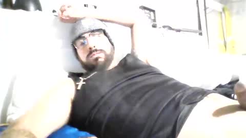 Snapshot of talllatino310 chatting on 12/05/25, 09:18 talllatino310 online show from 12/05/25, 09:18