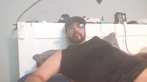Snapshot of talllatino310 chatting on 02/13/26, 10:17 talllatino310 online show from 02/13/26, 10:17