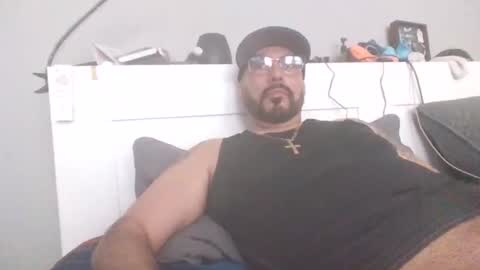 Snapshot of talllatino310 chatting on 02/17/26, 09:43 talllatino310 online show from 02/17/26, 09:43