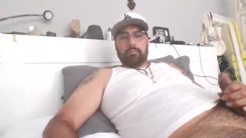Snapshot of talllatino310 chatting on 06/22/26, 09:34 talllatino310 online show from 06/22/26, 09:34