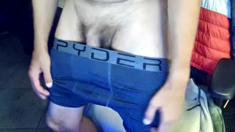 Snapshot of talltannhandsome chatting on 10/23/25, 11:20 talltannhandsome online show from 10/23/25, 11:20