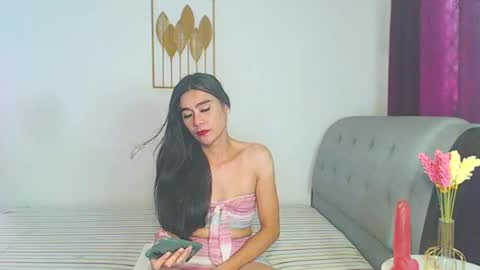 Talyana online show from 10/17/25, 08:06