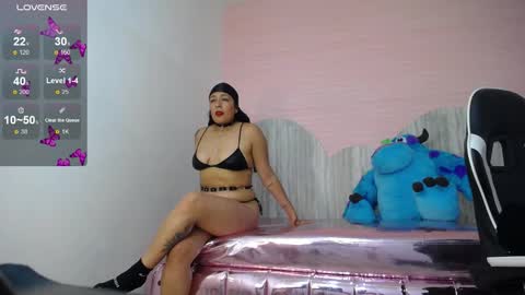 Snapshot of tamara_brown_t chatting on 11/06/25, 08:10 Tamara online show from 11/06/25, 08:10