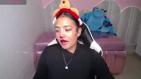 Snapshot of tamara_brown_t chatting on 11/21/25, 02:54 Tamara online show from 11/21/25, 02:54