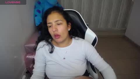 Snapshot of tamara_brown_t chatting on 12/04/25, 02:43 Tamara online show from 12/04/25, 02:43