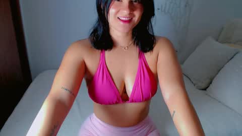 Snapshot of tamara_modelsss1 chatting on 01/19/26, 06:50 Lovense is Active My pleasure is in your hands Private is Open online show from 01/19/26, 06:50