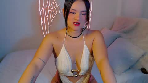 Snapshot of tamara_modelsss1 chatting on 04/20/26, 02:03 Lovense is Active My pleasure is in your hands Private is Open online show from 04/20/26, 02:03