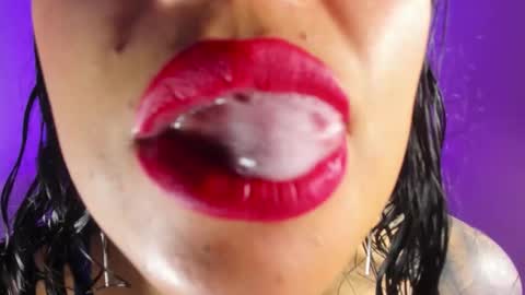 tamara online show from 10/17/25, 04:48