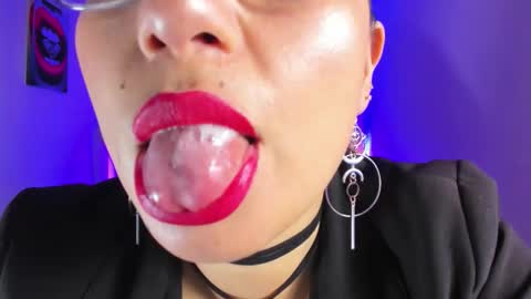 tamara online show from 10/21/25, 05:19