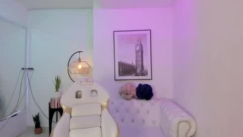 Tamara online show from 12/15/24, 07:24