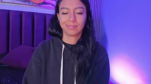 Tamy  online show from 11/22/25, 01:43