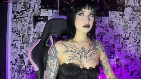 Snapshot of tamaracampell chatting on 02/06/26, 02:49 Cami 3 online show from 02/06/26, 02:49