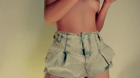 Tamara. online show from 09/19/25, 03:41