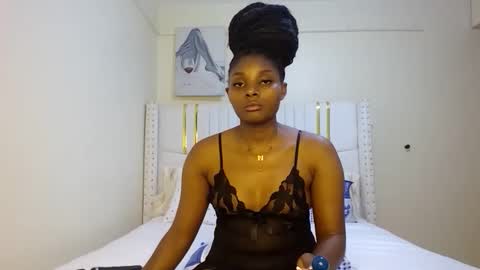 tamia online show from 10/07/25, 01:14