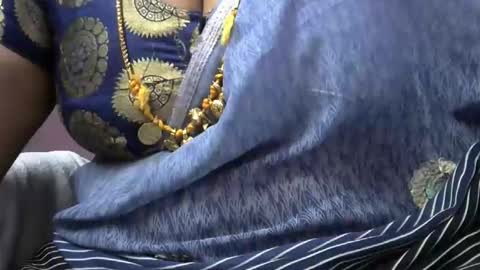 tamil_rathi online show from 11/27/25, 01:57