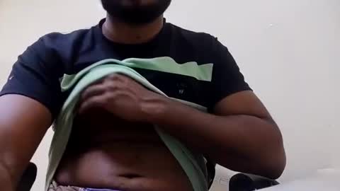 tamilan_da75 online show from 01/05/25, 02:52