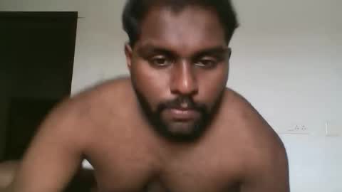 tamilpaiyan09 online show from 10/23/25, 08:46
