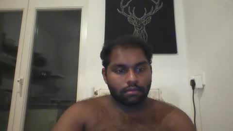 tamilpaiyan09 online show from 01/14/26, 10:58