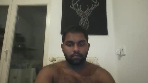 tamilpaiyan09 online show from 03/21/26, 11:19