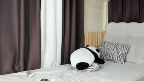 Snapshot of tamirayvonne chatting on 01/26/25, 09:40 Hey Im Tamira You can call me babe. online show from 01/26/25, 09:40