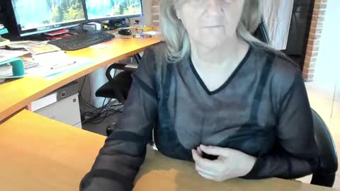Tammy online show from 01/14/25, 12:24
