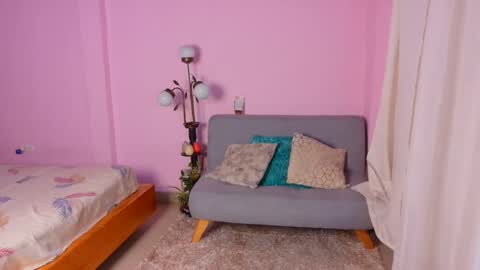 Snapshot of tammy_evans chatting on 10/09/25, 05:38 TAMARA online show from 10/09/25, 05:38