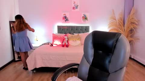 Snapshot of tamy_edwards chatting on 11/20/25, 07:57 Tamy online show from 11/20/25, 07:57