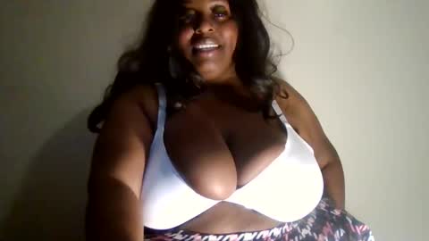 Tamya Jay online show from 12/13/24, 03:32