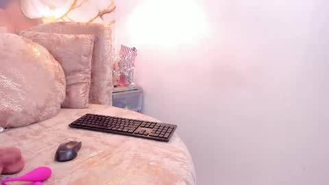TAMY SANSS online show from 03/04/25, 02:42