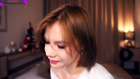 Leila night Mia day online show from 01/24/25, 08:32
