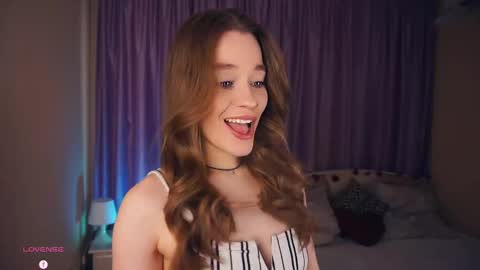 Leila night Mia day online show from 02/19/25, 11:17