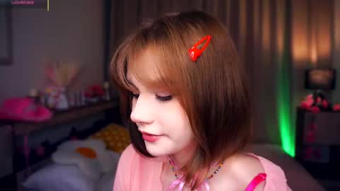 Leila night Mia day online show from 03/05/25, 07:49