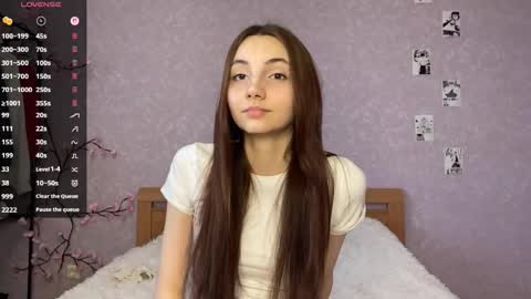 Snapshot of tandradekoning chatting on 05/20/26, 04:13 Alice online show from 05/20/26, 04:13
