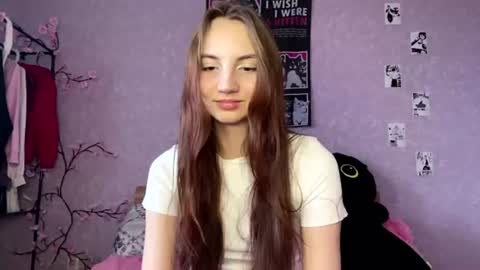 Snapshot of tandradekoning chatting on 06/25/26, 03:16 Alice online show from 06/25/26, 03:16