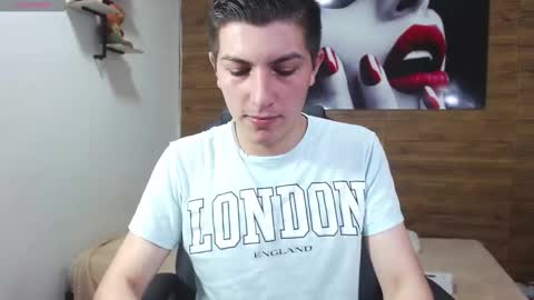 Snapshot of taner_king chatting on 10/19/25, 02:56 TANER online show from 10/19/25, 02:56