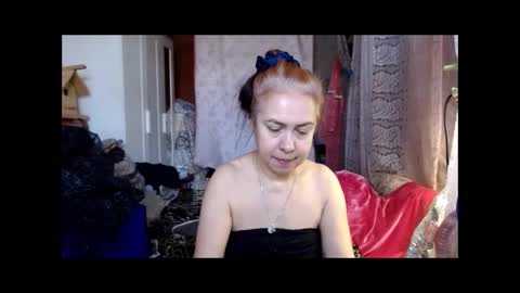 Milena online show from 12/10/24, 05:50