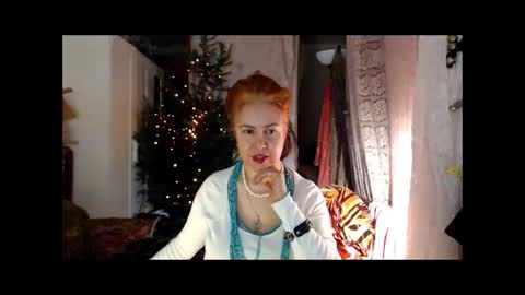 Milena online show from 12/29/24, 11:18
