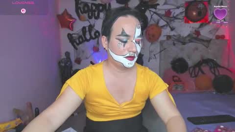 Snapshot of tania_lucia1 chatting on 10/28/25, 10:56 Tania lucia online show from 10/28/25, 10:56