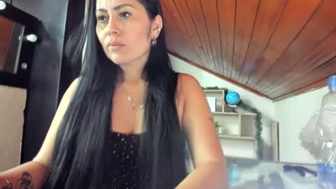 tania online show from 12/11/24, 11:10
