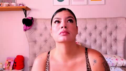 Tania online show from 10/19/25, 05:24