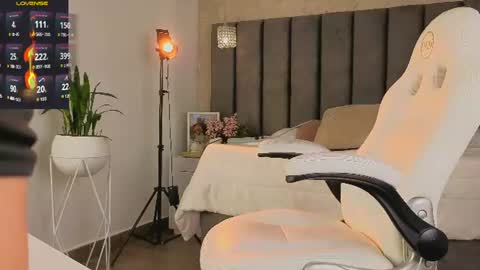 Tania Dias online show from 07/14/26, 07:30