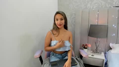 TaniaCarter online show from 02/19/25, 05:49