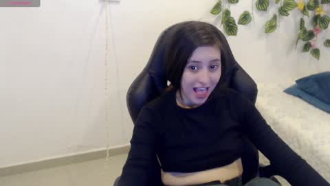 Snapshot of taniadevil_69 chatting on 12/30/24, 03:24 Tania online show from 12/30/24, 03:24