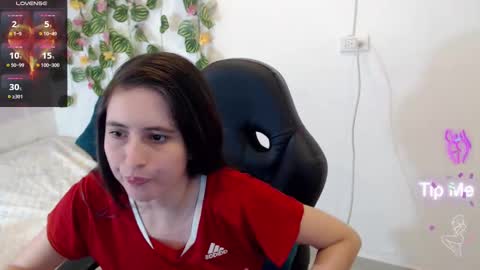Snapshot of taniadevil_69 chatting on 03/05/25, 09:48 Tania online show from 03/05/25, 09:48