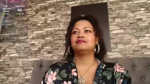 TaniaJhons online show from 10/12/25, 03:00